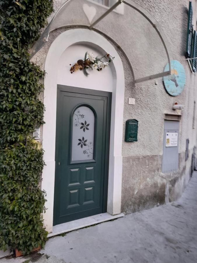 Il Rifugio Del Cuore Agerola Exterior photo